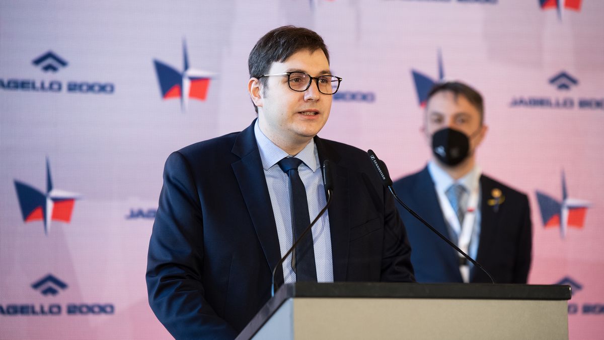 Šéf české diplomacie Lipavský: Chci Ukrajině umetat cestičku do EU